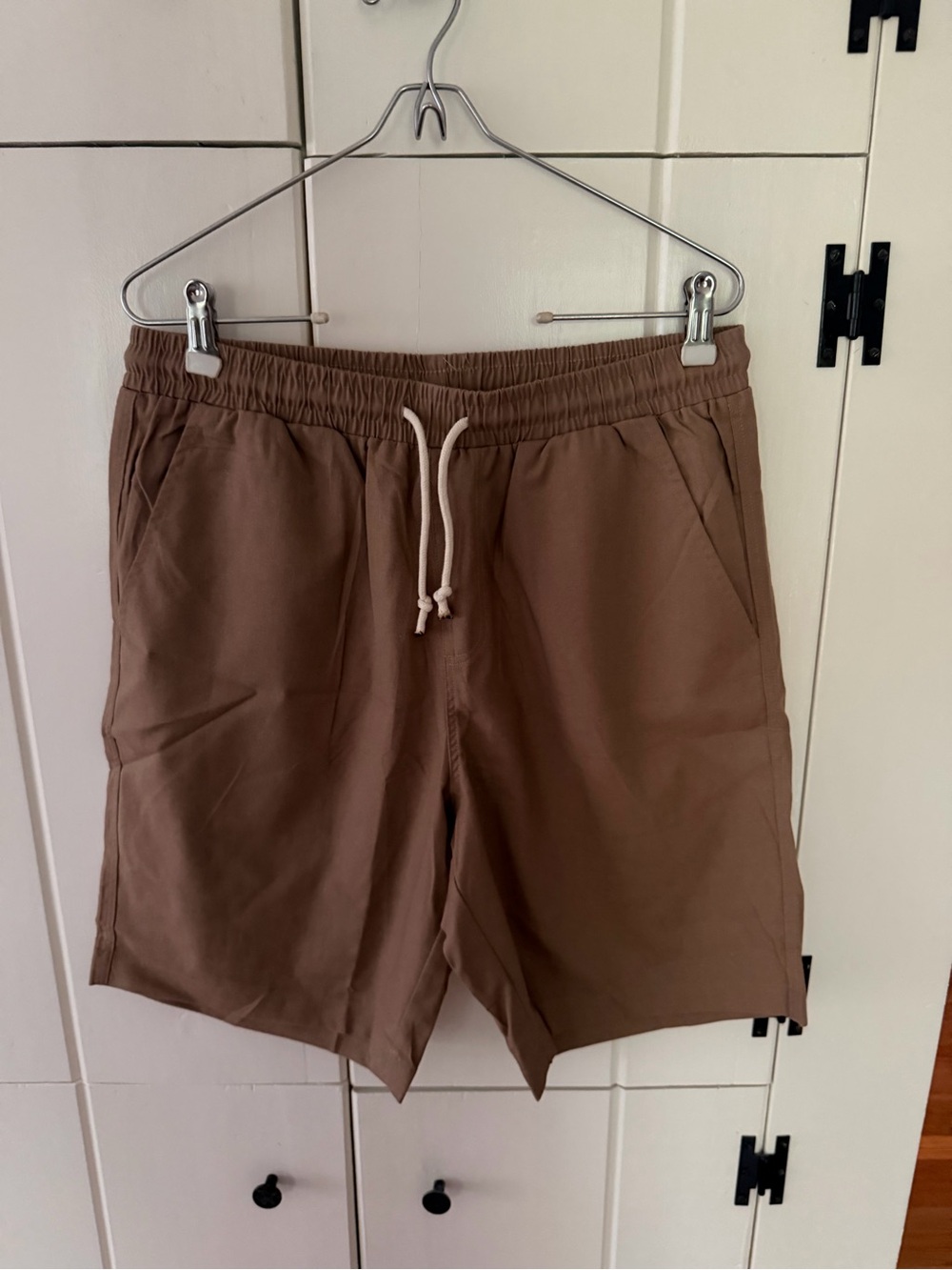 Casual Drawstring Shorts in Brown